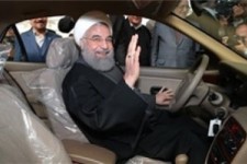خدمت جدید روحانی به فرانسوی‌ها/ راه‌اندازی خط تولید پژو در آستانه انتخابات