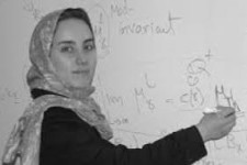 چرا "مسلمان بودن" مریم میرزاخانی هیچ بازتاب رسانه ای نداشت؟