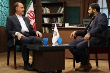 اگر یخ نقدینگی آب شود، تورم به ۷۰ درصد می‌رسد/دیوان محاسبات نقش «مُحلّل» حقوق‌های نجومی را ایفا کرد/ تمام حاشیه‌سازی‌ها برای این است که بیکاری از یاد مردم برود/ نکات منفی‌ برجام روز به روز بیشتر می‌شود