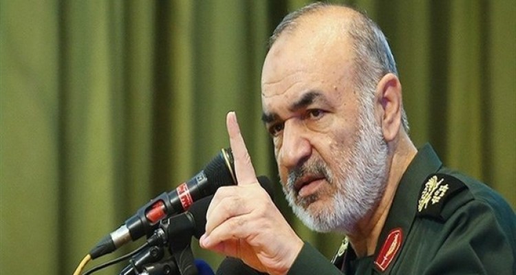 بساط داعش را جمع می‌کنیم/ انتقام ما سخت خواهد بود/ قدرت سپاه پشتوانه دیپلماسی ماست/ آمریکا آرزوی بازدید از مراکز نظامی ایران را به گور می‌‌برد