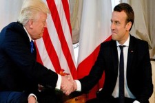 پاریس از احتمال الحاق بندهای موشکی به برجام خبر داد