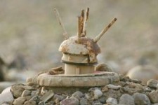 انفجار یک شیء منفجره در منطقه مرزی سومار/ سرباز وظیفه ارتش مصدوم شد