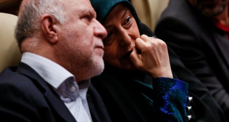 ماجرای بنزین هایی که 4 سال آلوده بودند و یک شبه سالم شدند/ وزیر نفت؛ اولین مشتری خرید بنزین تولید داخل