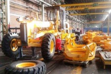 جزئیات جلسه نمایندگان مجلس و مسئولان دولتی برای حل مشکل کارگران "هپکو" و "آذراب"/ وعده پرداخت معوقات کارگران در اسرع وقت/ مشکلات هر دو کارخانه حل می شود