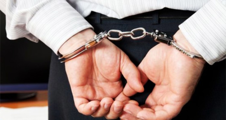 استفاده پلیس از هلی‌کوپتر برای دستگیری سارق فراری از زندان + فیلم 