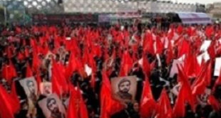 تشییع باشکوه پیکر شهید ححجی در تهران آغاز شد/ حضور گسترده مردم پایتخت برای وداع با شهید بی سر