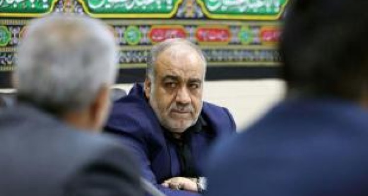 غبار بیکاری فضای استان کرمانشاه راکدرکرده است/فقرمطالبه‌گری داریم