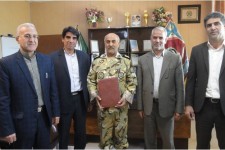 تقدیر مدیر آموزش و پرورش شهرستان از فرمانده تیپ 181 در اسلام آبادغرب