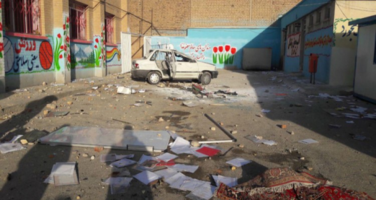 ماجرای اعتراضات در اسلام آباد ارومیه چه بود؟/تجاوز به دختر دانش آموز تکذیب شد/آتش سوزی مدرسه صحت ندارد +تصاویر 