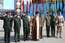 اقتصاد هم نیازمند امنیت است/ قدرت دفاعی کشور به هیچ‌وجه قابل مذاکره و معامله نیست