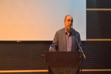 پیش‌‌بینی حضور ۲۴ میلیونی زائران اربعین در کربلا را داریم‌ / به رفع مشکلات مناطق قدیمی تهران می‌اندیشیم