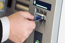 کوتاهی بانک مرکزی و وزارت اقتصاد در ارائه خدمات به زائران اربعین حسینی