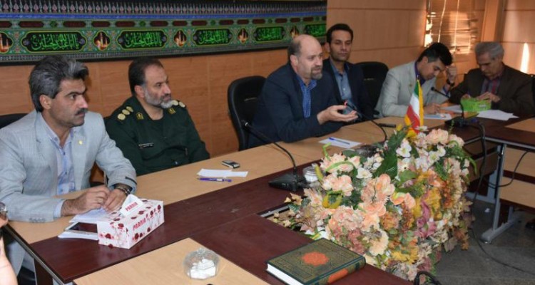 تشكيل جلسه مديريت بحران شهرستان اسلام آبادغرب/مردم از ترددهاي غير ضروري خودداري نمايند