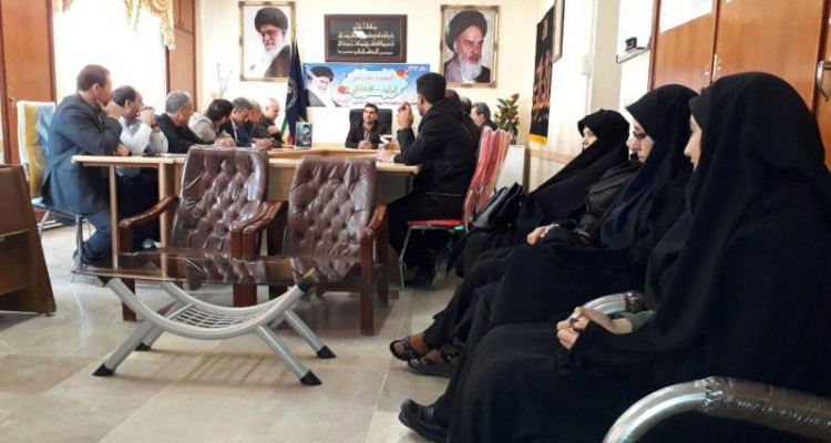 کمیته امداد امام خمینی(ره)آماده دریافت کمک های مردم برای زلزله زدگان