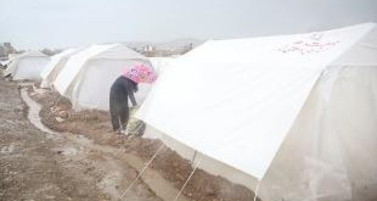 تقلای جان به‌دربردگان زلزله برای نجات از سرما/ طبیعت امانی بده!