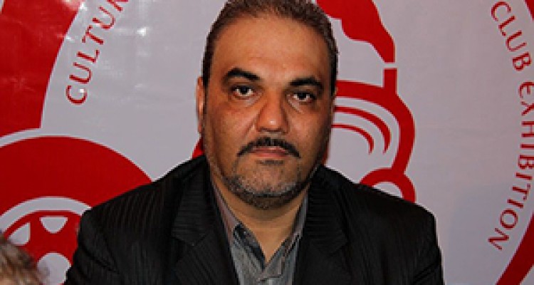 نقد تند جواد خیابانی به دو برابر شدن قیمت کانکس در مناطق زلزله زده استان کرمانشاه + فیلم