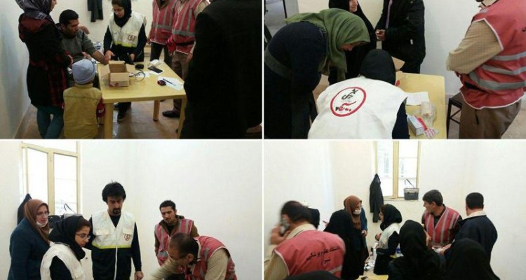 ارائه ویزیت و داروی رایگان درمناطق زلزله زده اسلام آبادغرب+تصاویر