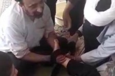 جا انداختن پای کودکی که ۱۵ روزه از شدت درد خوابش نمیبرد