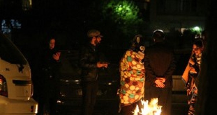 زلزله مردم اسلام‌آباد غرب را به خیابان‌ها کشاند