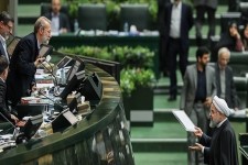 بودجه سال ۹۷ وابستگی بیشتری به "جیب مردم" دارد/ نباید فشار را بر مردم افزایش داد