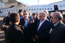 وزیر بهداشت درمان و آموزش پزشکی وارد استان کرمانشاه شد