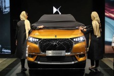 ادامه استفاده ابزاری از زنان در تبلیغات خوردو/ سایت هایی که به نگاه ابزاری به زنان دامن می زنند+ عکس