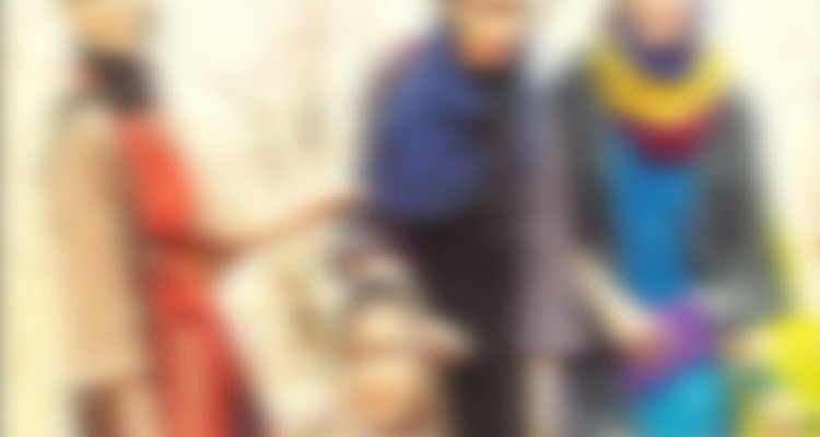 استفاده از بانوان ایرانی با لباس هایی نامناسب برای تبلیغات + فیلم 