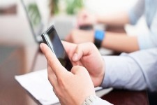 عدم اجرای "طرح ریجستری" فروشندگان و خریداران را سر در گم کرده است/ تمام زیر ساخت ها آماده است/ تاخیر در رجیستری عامل اصلی گرانی در بازار موبایل