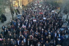 پاسخ قاطع و پرشور مردم کاشان به آشوبگران +فیلم 