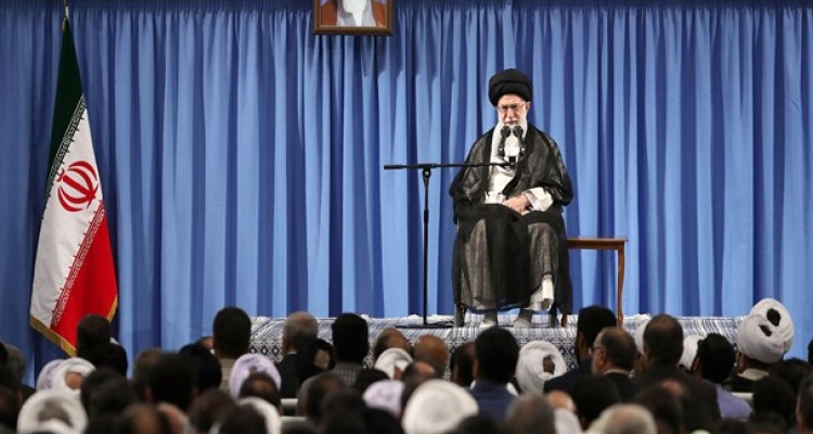 مردم قم امروز با رهبر انقلاب دیدار می کنند