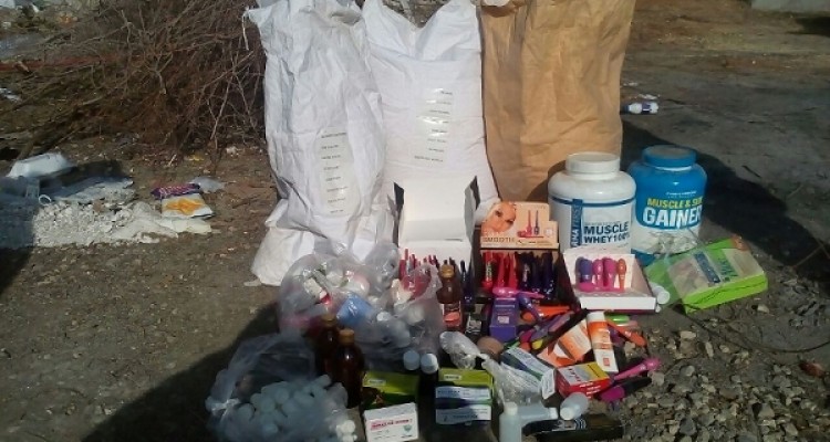  کشف و معدوم سازی مقادیری دارو و کالای قاچاق در اسلام ابادغرب