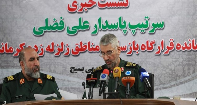 نصب 8300 کانکس ظرف 38 روز و یک هفته زودتر از موعد مقرر انجام شد/برای کمک به اسکان دائم زلزله زدگان اعلام آمادگی کرده و منتظر پاسخ دولت هستیم