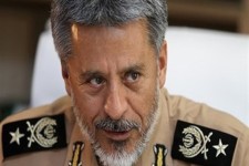 رونمایی از زیردریایی و ناوهای موشک انداز جدید ارتش در سال آینده/ مسئولین برای حل مشکلات معیشتی باید همت خود را افزایش دهند