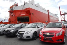 رانت ۳٬۰۰۰٬۰۰۰٬۰۰۰٬۰۰۰ تومانی واردات خودرو به جیب چه کسانی رفت؟ +جدول