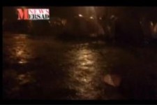 زلزله زده ها را آب برد، دولت را خواب!