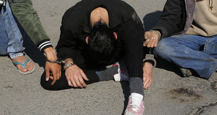 انهدام ماکسیما باند بزرگ سرقت مسلحانه از فرش فروشی های تهران/ببینید 