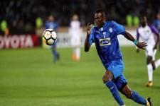 جدال سخت استقلال برای نائب قهرمانی/ بازی تمرینی پرسپولیس با پارس جنوبی برای مقابله با السد