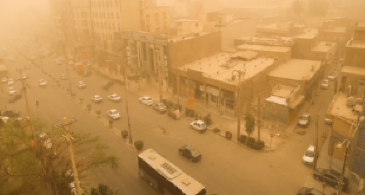 آلودگی هوای کرمانشاه به مرز هشدار رسید/ بحرانی شدن نقاط مرزی استان