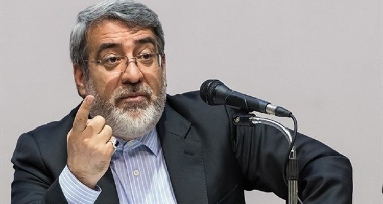 دولت بدنبال ساماندهى فعالیت کوله‌برى در استان‌هاى مرزى است/ راهکارهاى پیشنهادى جهت رفع مشکل کوله‌بران ظرف یک هفته آینده ارائه شود