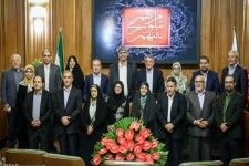 افراد پیشنهادی برای شهرداری توانایی اداره شهر را ندارند/ شاید درمیان آنها عده ای قادر به اداره یک منطقه در تهران باشند