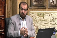 رسوایی رسانه فارسی زبان سعودی در دروغ پردازی نسبت به امام خمینی (ره) + فیلم 