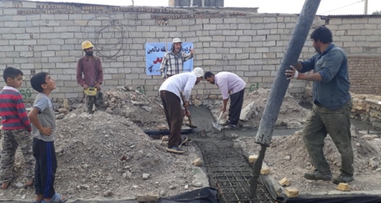کمک به ساخت خانه مستضعفین در مناطق زلزله زده اسلام آبادغرب + تصاویر