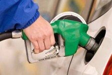 3ماه از مصوبه مجلس درباره استفاده مجدد از کارت های سوخت گذشت/ قیمت بنزین افزایش پیدا می کند؟