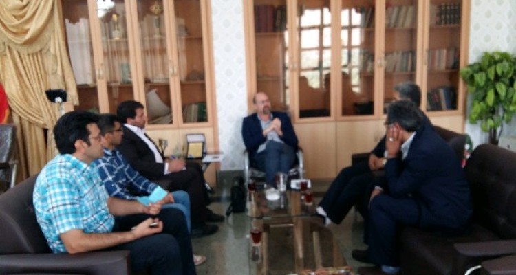 باید از ظرفیت های تئاتر مرصاد به نحو شایسته ای استفاده شود