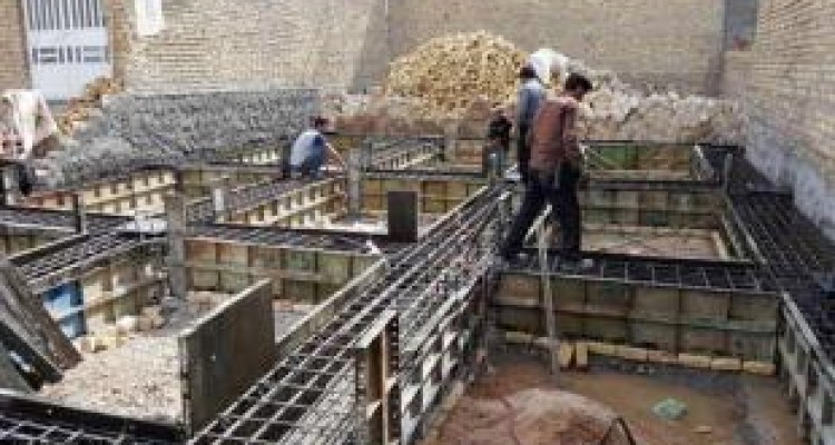 بازاریابی پیمانکاران «غیربومی» برای بازسازی مناطق زلزله‌زده /زلزله‌زدگان مصالح ارزان‌قیمت می‌خواهند