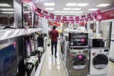 پای لنگ حمایت از تولید کالای داخل + فیلم 