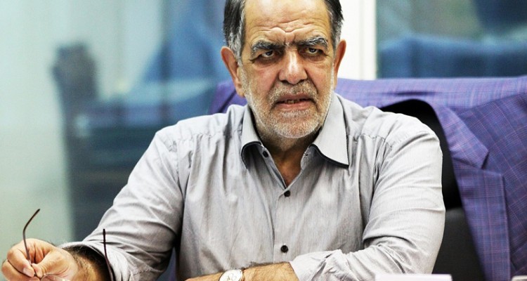 سوال از رئیس‌جمهور راه حل رفع مشکلات نیست/نظام بانکی باید اصلاح شود 