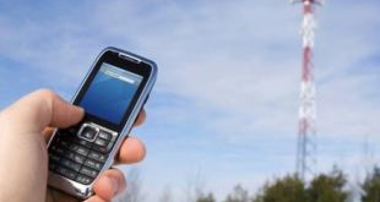 راه‌اندازی ۸۰ سایت مخابراتی روستایی/ پوشش ضعیف به زلزله ربطی ندارد