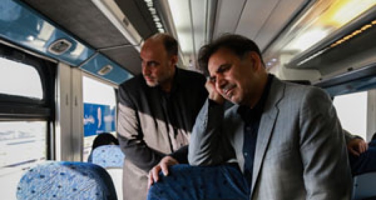 شرکت هواپیمایی ATR غرامت پرداخت نمی‌کند/ قیمت بلیت قطار های حومه‌ای شبه مجانی است 