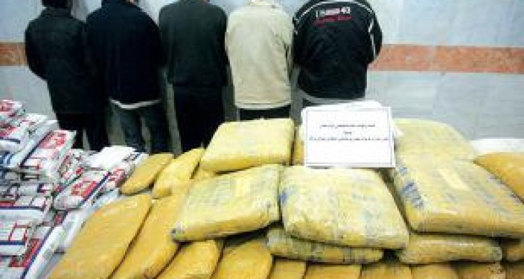 انهدام یک باند بزرگ مواد مخدر /کشف ۱۰۰ کیلوگرم تریاک از یک خودرو